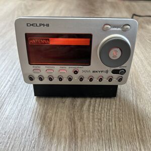 Delphi XM SKYFi SA10000 Satellite Radio Receiver And Dock w/ Car Cord Plug Cable